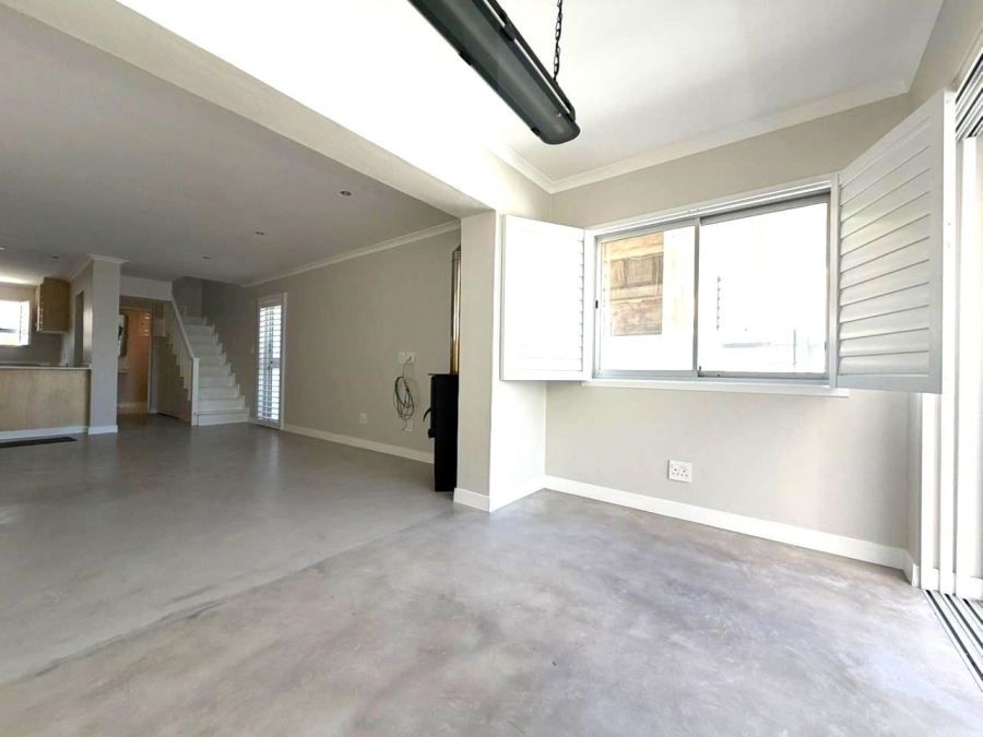 To Let 3 Bedroom Property for Rent in Camps Bay Western Cape